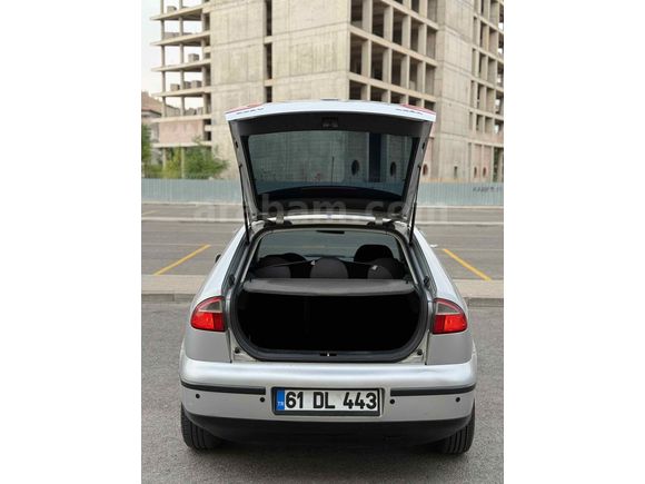 Sahibinden Seat Leon 1.6 Stella 2000 Model  336.000 km Gri