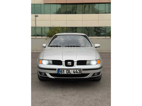 Sahibinden Seat Leon 1.6 Stella 2000 Model  336.000 km Gri