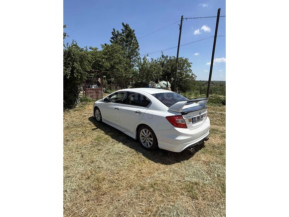 Sahibinden Honda Civic 1.6i VTEC Eco Elegance 2012 Model 