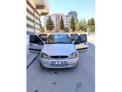 Sahibinden Ford Fiesta 1.25 Flair 2000 Model