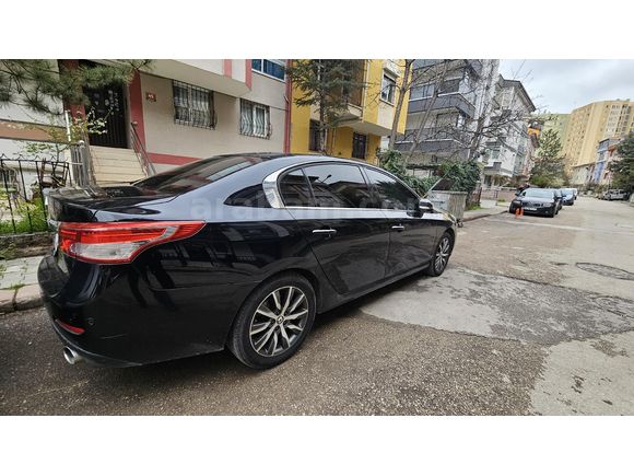 Sahibinden Renault Latitude 1.5 dCi Executive 2013 Model Ankara 194.000 km Siyah