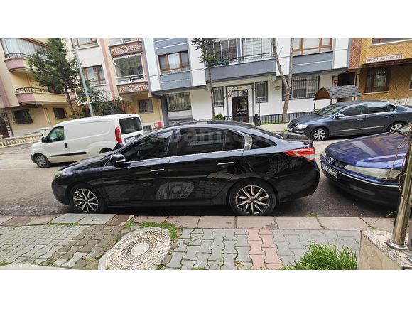 Sahibinden Renault Latitude 1.5 dCi Executive 2013 Model Ankara 194.000 km Siyah