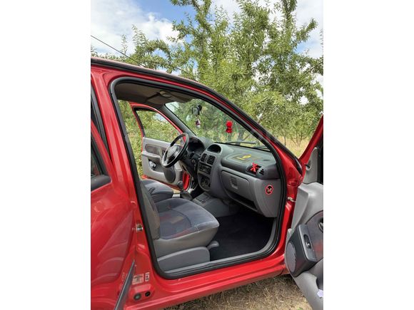 Sahibinden Renault Clio 1.4 RTA 2001 Model 
