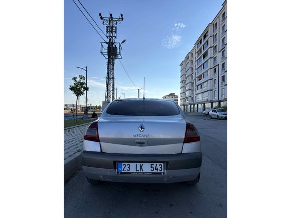 Sahibinden Renault Megane 1.5 dCi Expression 2009 Model  340.000 km Gri