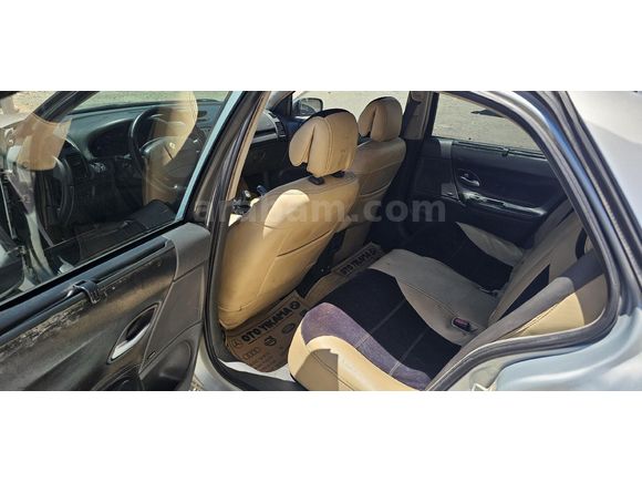 Sahibinden Renault Laguna 1.6 Expression 2005 Model  423.000 km Gri