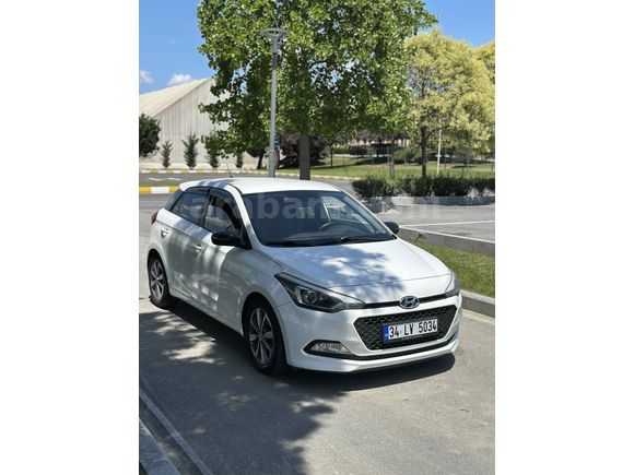 Sahibinden Hyundai i20 1.4 CRDi Style 2017 Model 