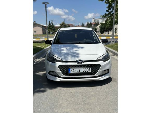 Sahibinden Hyundai i20 1.4 CRDi Style 2017 Model 