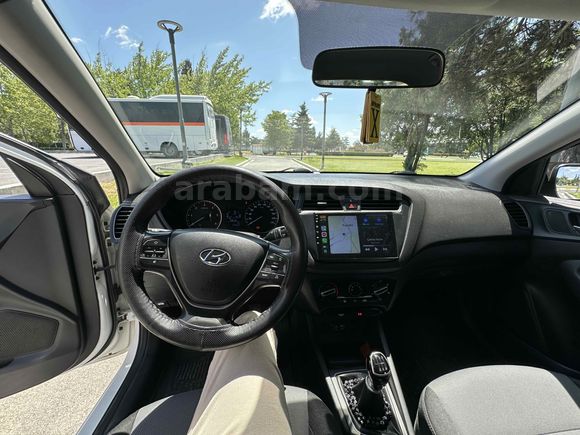 Sahibinden Hyundai i20 1.4 CRDi Style 2017 Model 