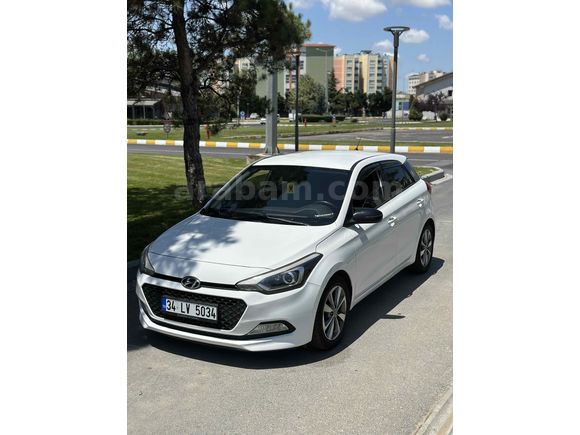 Sahibinden Hyundai i20 1.4 CRDi Style 2017 Model 