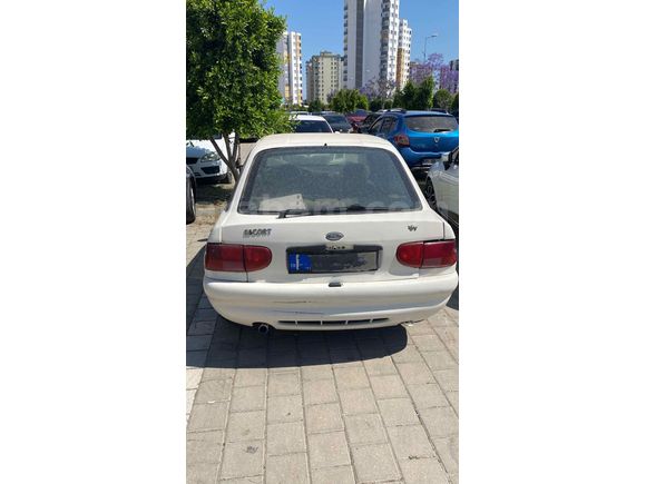 Sahibinden Ford Escort 1.6 CLX 1996 Model 