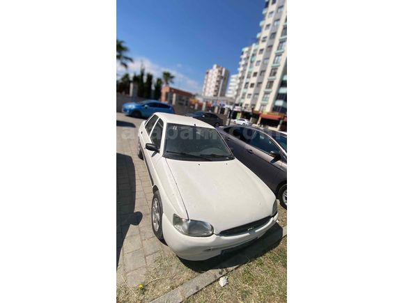 Sahibinden Ford Escort 1.6 CLX 1996 Model 