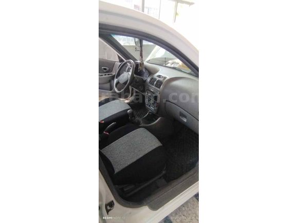 Sahibinden bakımlı temiz Hyundai Accent 1.3 Admire 2002 Model 