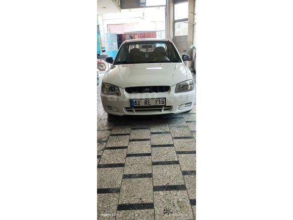 Sahibinden bakımlı temiz Hyundai Accent 1.3 Admire 2002 Model 