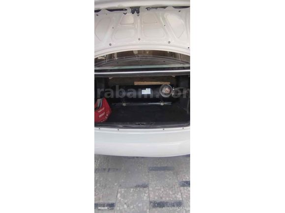 Sahibinden bakımlı temiz Hyundai Accent 1.3 Admire 2002 Model 