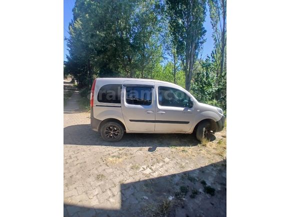 Sahibinden Renault Kangoo Multix 1.5 dCi Extreme 2017 Model