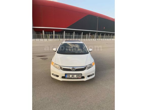 Sahibinden Honda Civic 1.6i VTEC Eco Elegance 2013 Model 
