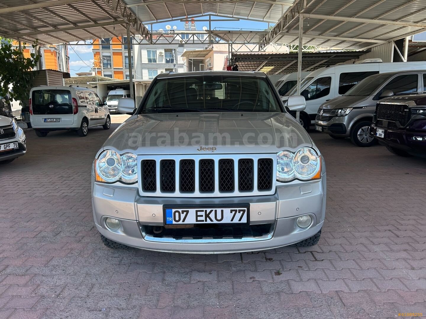 Galeriden Jeep Grand Cherokee 3.0 CRD Limited 2010 Model Antalya 240.000 km Gri 4