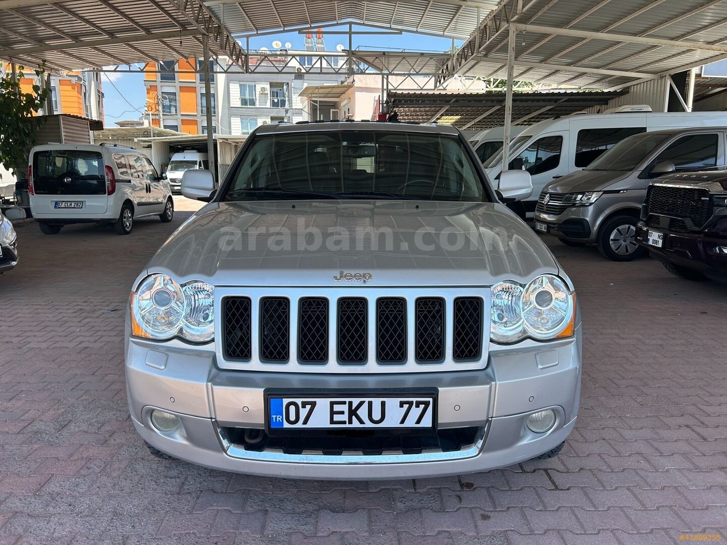 Galeriden Jeep Grand Cherokee 3.0 CRD Limited 2010 Model Antalya 240.000 km Gri 2