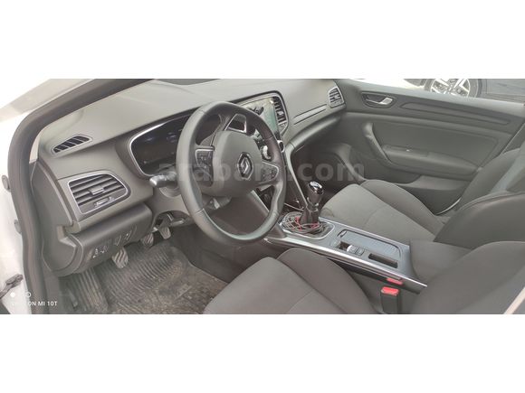 Sahibinden Renault Megane 1.3 TCe Touch 2025 Model Manuel