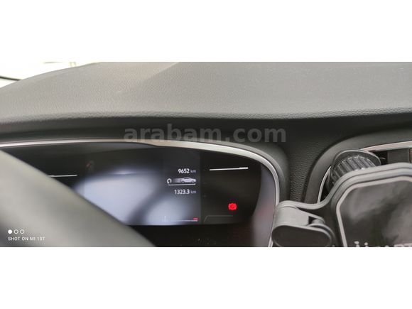 Sahibinden Renault Megane 1.3 TCe Touch 2025 Model Manuel