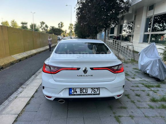 Sahibinden Renault Megane 1.5 Blue DCI Touch 2019 Model 