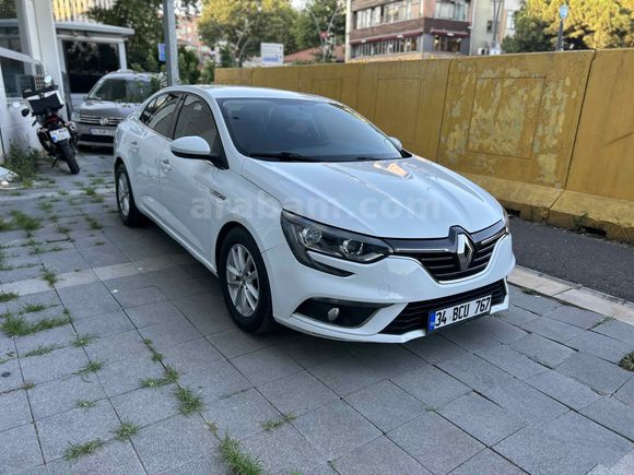 Sahibinden Renault Megane 1.5 Blue DCI Touch 2019 Model 