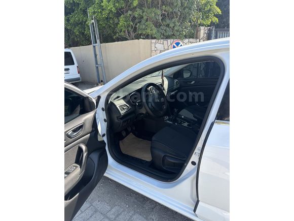 Sahibinden Renault Megane 1.3 TCe Joy 2019 Model