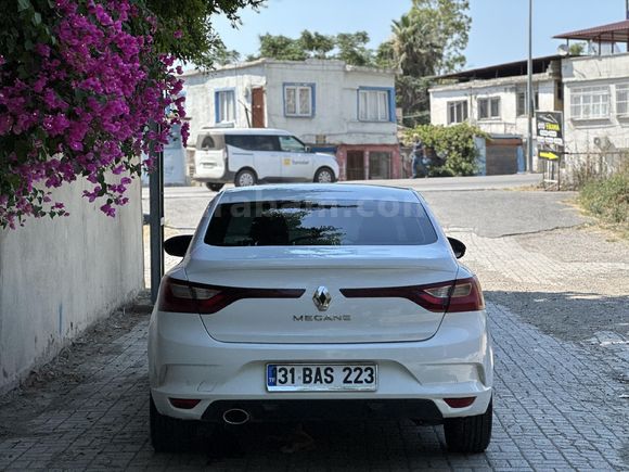 Sahibinden Renault Megane 1.3 TCe Joy 2019 Model