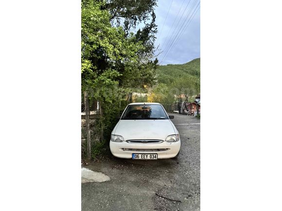 Sahibinden Ford Escort 1.6 CLX 1998 Model 