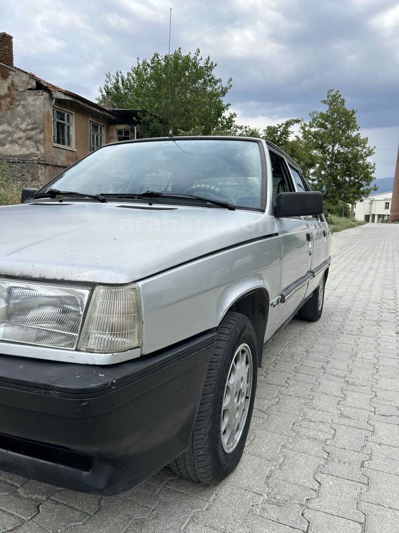 Sahibinden Renault R 11 TX 1989 Model Isparta 310.000 km Gri 1