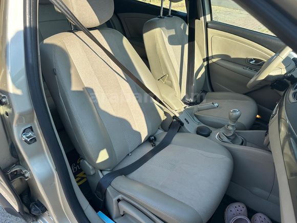Sahibinden Renault Fluence 1.5 dCi Privilege 2010 Model
