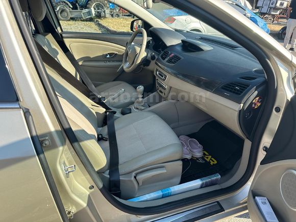 Sahibinden Renault Fluence 1.5 dCi Privilege 2010 Model