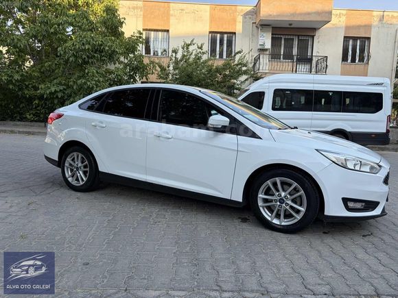 2016 MODEL HATASIZ BOYASIZ TRAMERSİZ 152.000 km'de Manuel