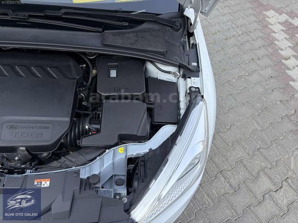 2016 MODEL HATASIZ BOYASIZ TRAMERSİZ 152.000 km'de Manuel
