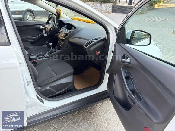 2016 MODEL HATASIZ BOYASIZ TRAMERSİZ 152.000 km'de Manuel