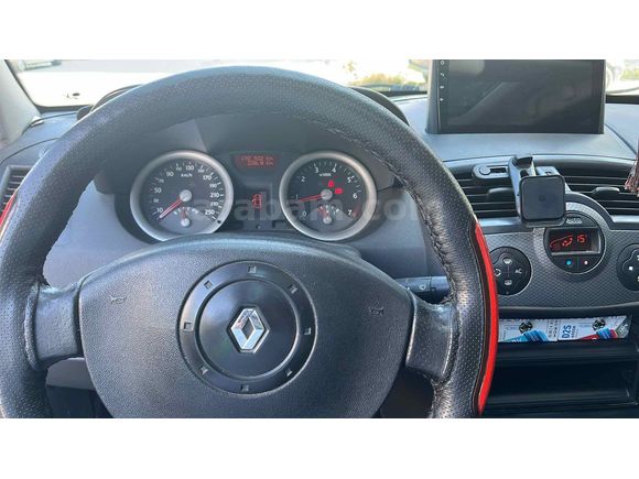 Sahibinden Renault Megane 1.6 Dynamique 2004 Model 