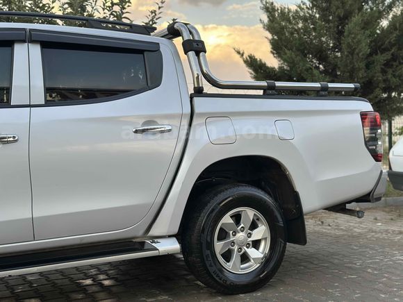 Mitsubishi L 200 4x2 Tornado 2021 Model Bu Temizlikte Bu Emsalde Yok !! 
