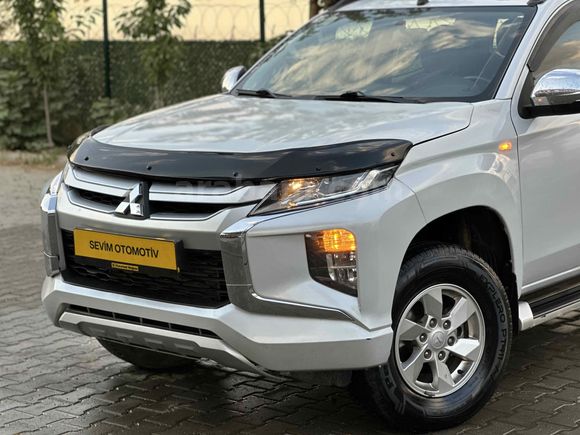 Mitsubishi L 200 4x2 Tornado 2021 Model Bu Temizlikte Bu Emsalde Yok !! 
