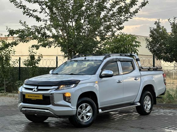 Mitsubishi L 200 4x2 Tornado 2021 Model Bu Temizlikte Bu Emsalde Yok !! 