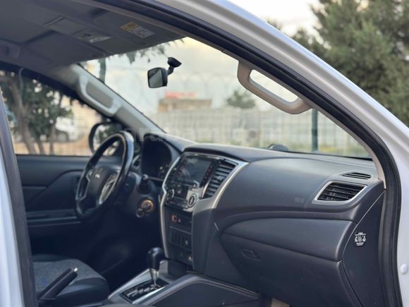 Mitsubishi L 200 4x2 Tornado 2021 Model Bu Temizlikte Bu Emsalde Yok !! 