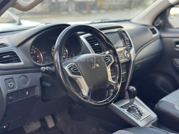 Mitsubishi L 200 4x2 Tornado 2021 Model Bu Temizlikte Bu Emsalde Yok !! 