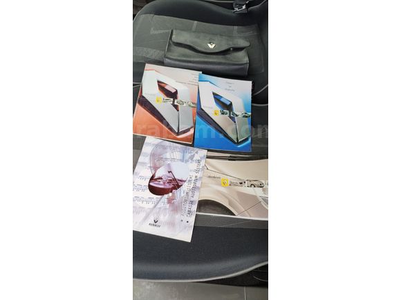 Sahibinden Renault Scenic 1.6 Dynamique 2004 Model  297000 km Yeşil