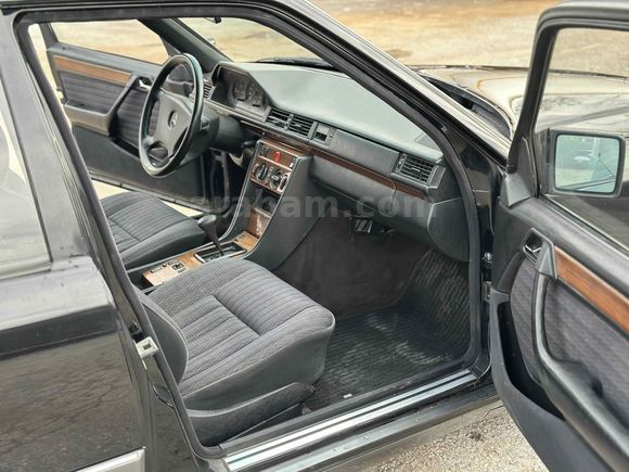 Sahibinden Mercedes - Benz E 300 D 1988 Model 