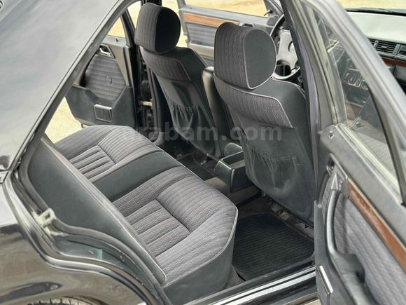Sahibinden Mercedes - Benz E 300 D 1988 Model 