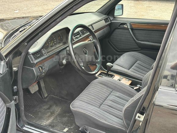 Sahibinden Mercedes - Benz E 300 D 1988 Model 