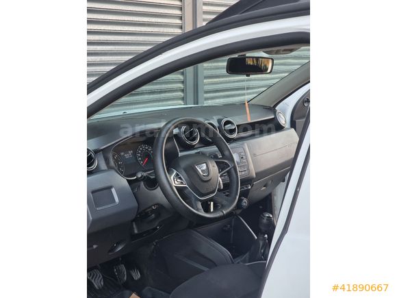 TEKDEMİR/MD AUTODAN FIRSAT ARACI DACİA DUSTER 4×4 EXTRALI