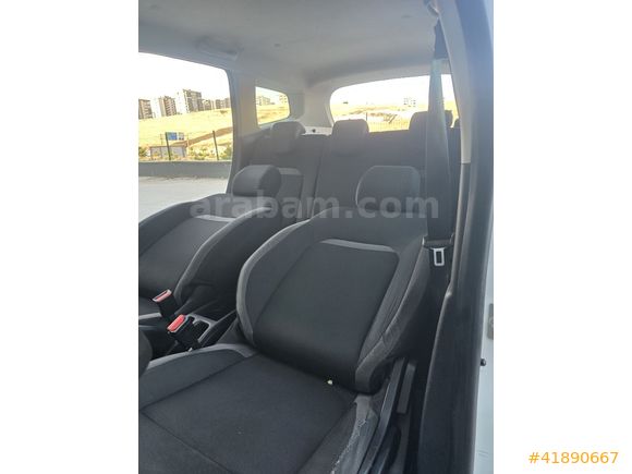 TEKDEMİR/MD AUTODAN FIRSAT ARACI DACİA DUSTER 4×4 EXTRALI