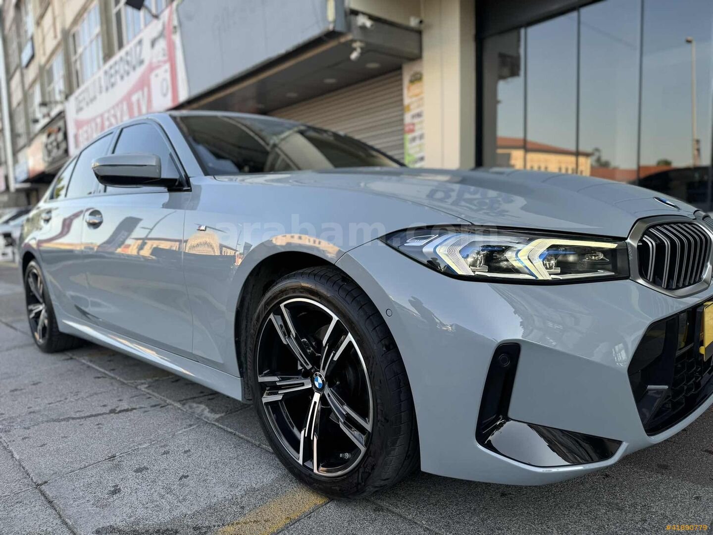 Galeriden BMW 3 Serisi 320i M Sport 2023 Model İstanbul 25.000 km Gri 5