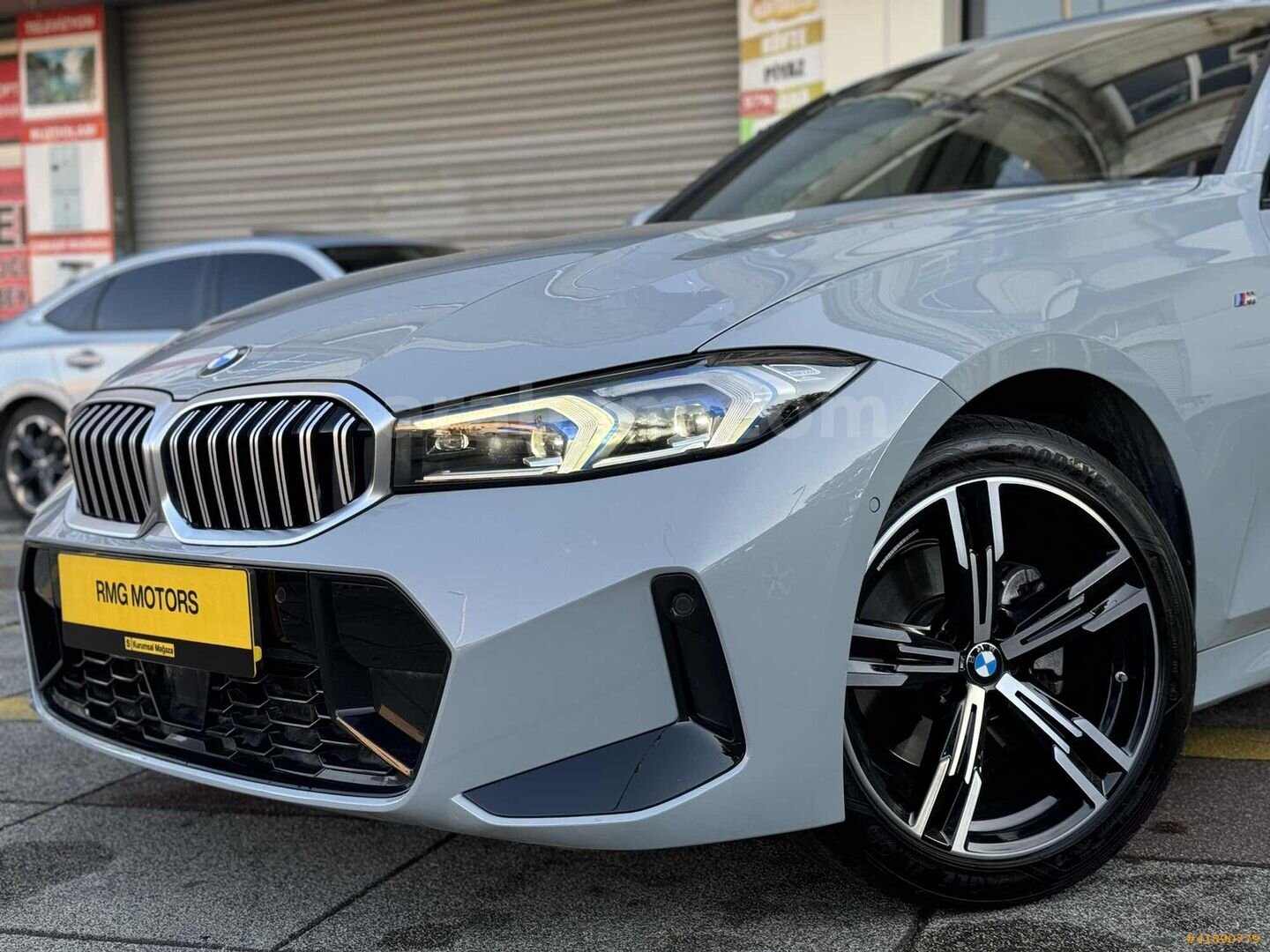 Galeriden BMW 3 Serisi 320i M Sport 2023 Model İstanbul 25.000 km Gri 2