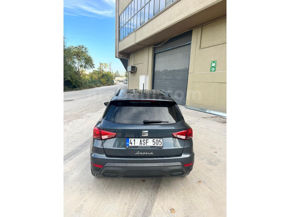 Sahibinden Seat Arona 1.0 EcoTSI Style Plus 2023 Model